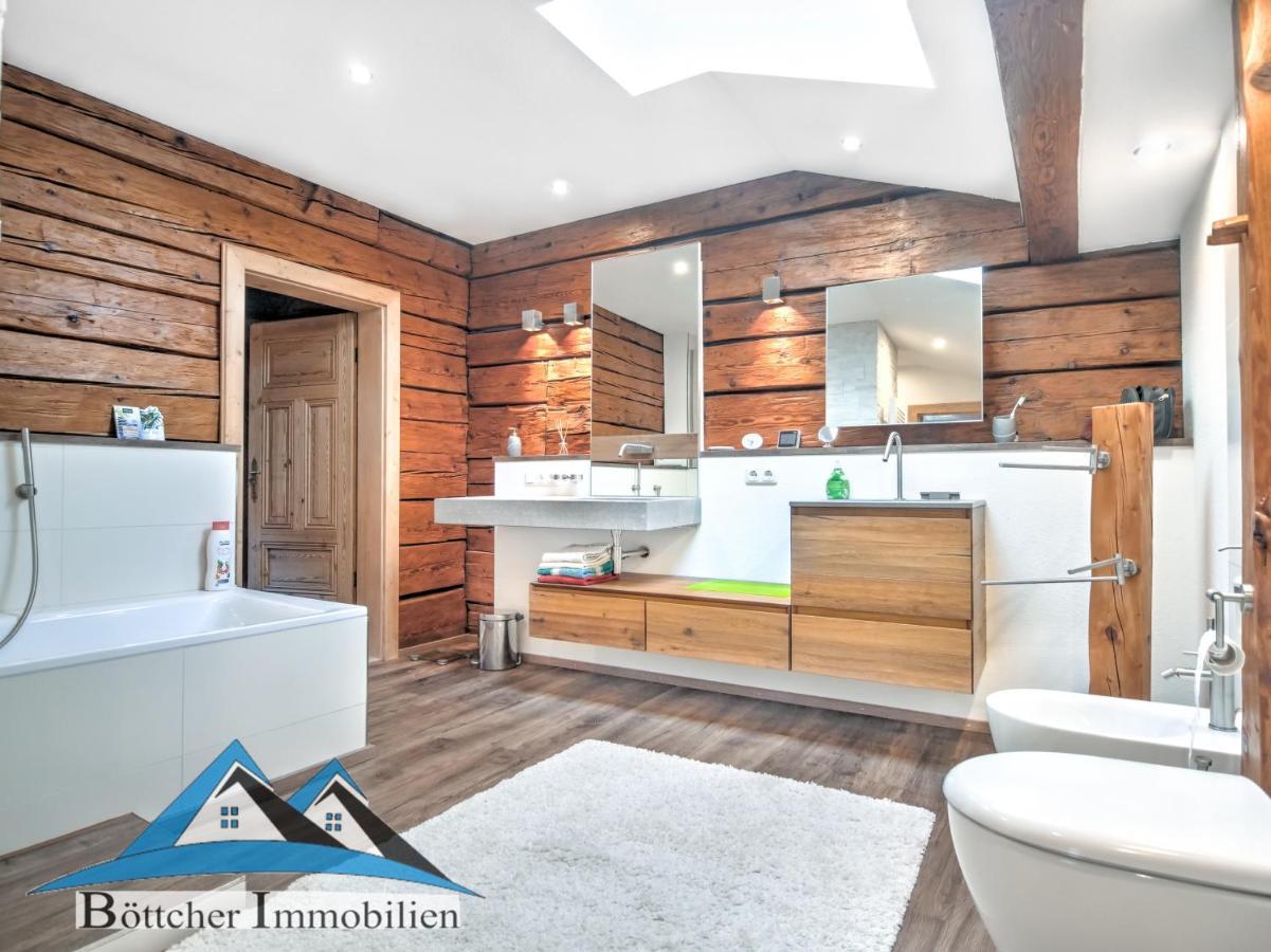 400Qm Bayerische Villa 2500Qm Uneinsehbarer Garten In Beliebter Urlaubsregion ฟรายยุง ภายนอก รูปภาพ